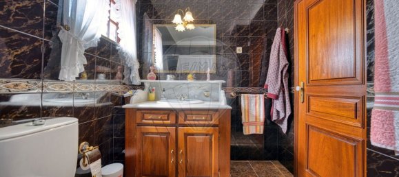 4 bedrooms House in Almeirim, Portugal No. 188706 23