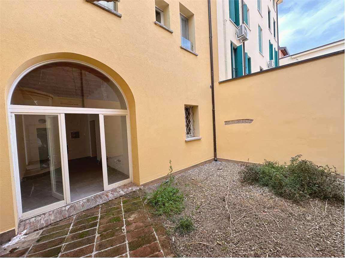 3-Zimmer Doppelhaus in Carpi, Italy, Nr. 28561