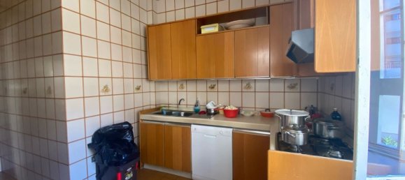 4 rooms Apartment in Naples, Italy No. 120455 7