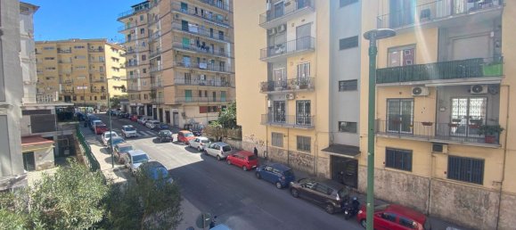 4 rooms Apartment in Naples, Italy No. 120455 15