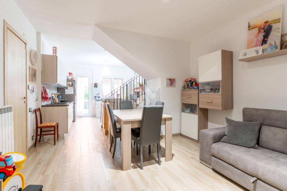 3 Schlafzimmer Villa in Manziana, Italy, Nr. 108187