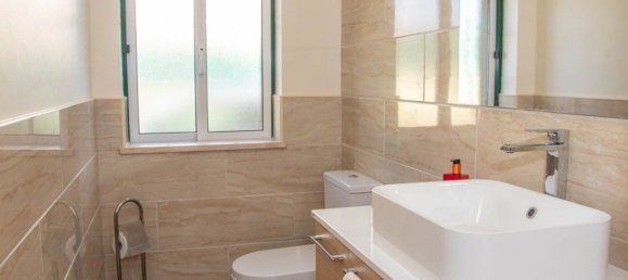 4 bedrooms House in Caldas da Rainha, Portugal No. 98509 8