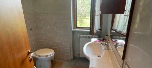 Дом с 8 комнатами в Чепрано, Италия № 71198 10