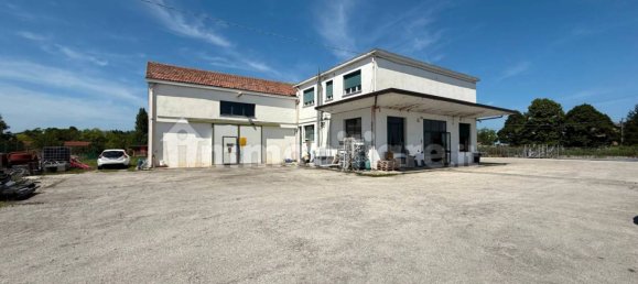 450m² Warehouse in Ferrara, Italy No. 296683 4