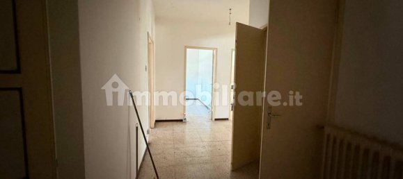 450m² Warehouse in Ferrara, Italy No. 296683 18