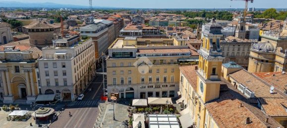 Apartamento T3 em Parma, Italy N.º 303980 19