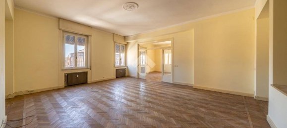 Apartamento T3 em Parma, Italy N.º 303980 3