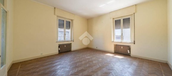 Apartamento T3 em Parma, Italy N.º 303980 8