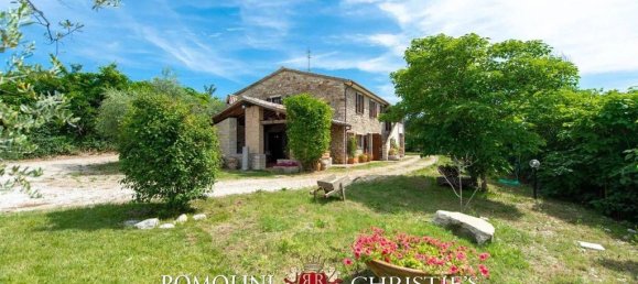 10 bedrooms House in Fratta Todina, Italy No. 129164 5