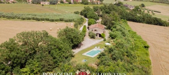 10 bedrooms House in Fratta Todina, Italy No. 129164 2