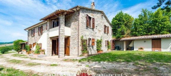 10 bedrooms House in Fratta Todina, Italy No. 129164 15