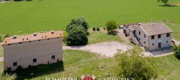 10 bedrooms House in Fratta Todina, Italy No. 129164 8