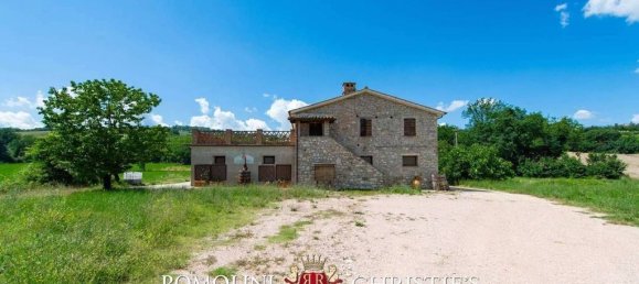10 bedrooms House in Fratta Todina, Italy No. 129164 33