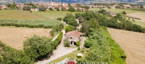 10 bedrooms House in Fratta Todina, Italy No. 129164 7