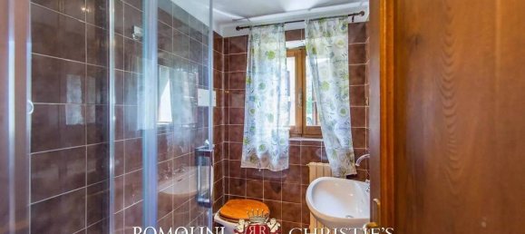 10 bedrooms House in Fratta Todina, Italy No. 129164 49