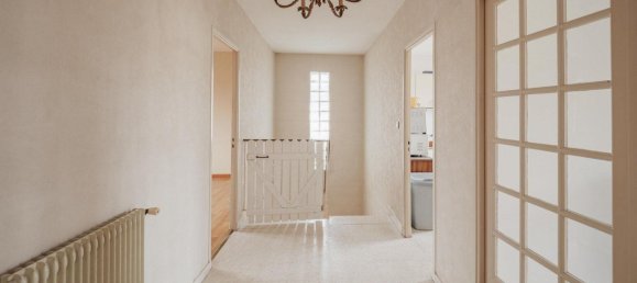 5 bedrooms House in Albi, France No. 300149 14