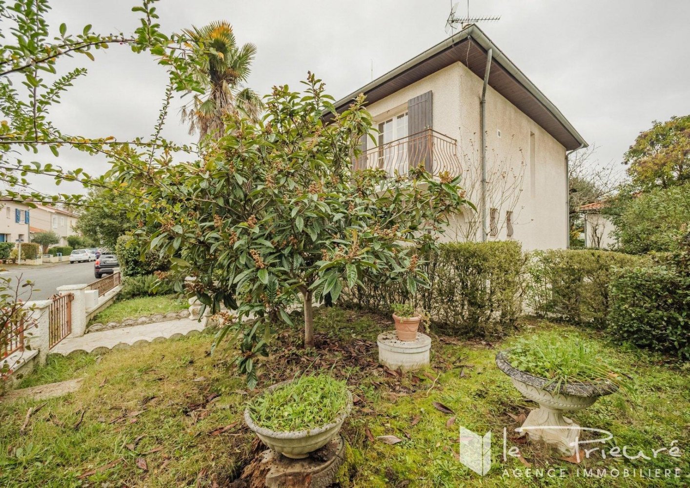 5 bedrooms House in Albi, France No. 300149