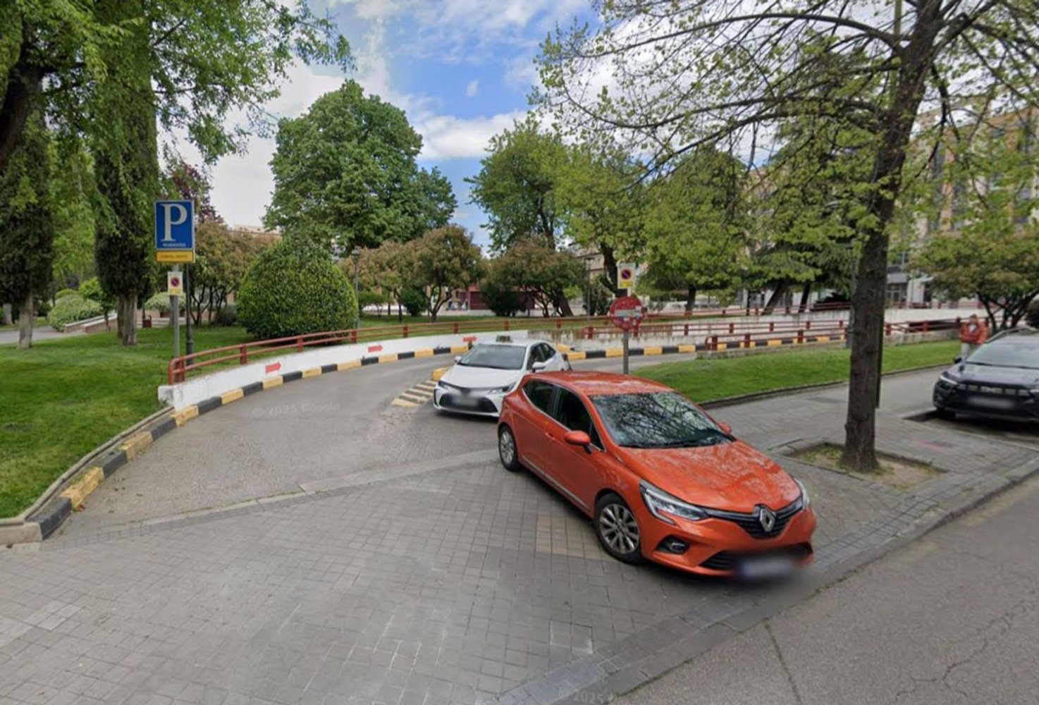 12m² Parking in Mostoles, Spain No. 167566