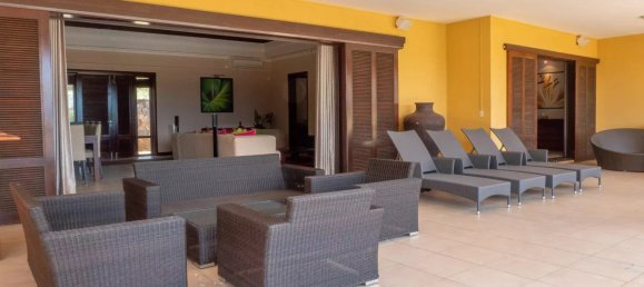 4 bedrooms Villa in Tamarin, Mauritius No. 34 22