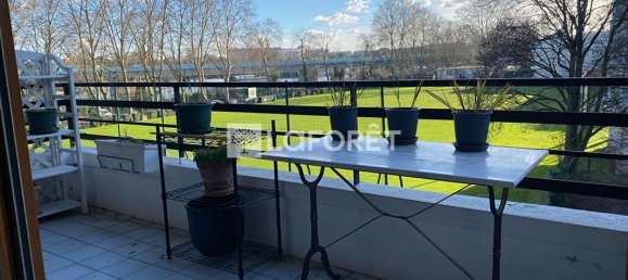 5 bedrooms Apartment in Saint-Cloud, France No. 169818 3