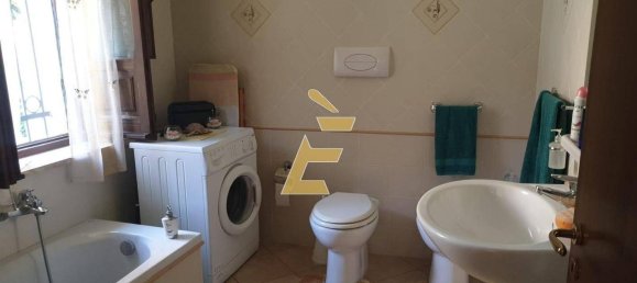 3 Schlafzimmer Haus in Briatico, Italy, Nr. 265234 16