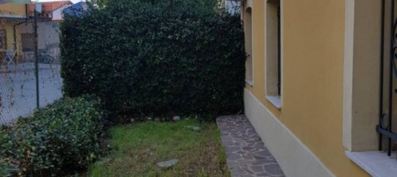 3 Schlafzimmer Haus in Briatico, Italy, Nr. 265234 20