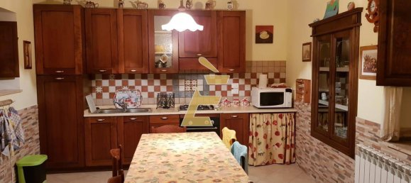 3 Schlafzimmer Haus in Briatico, Italy, Nr. 265234 5