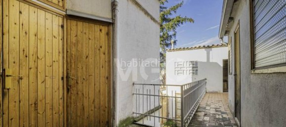 4 Schlafzimmer Haus in Torello, Spain, Nr. 75523 15