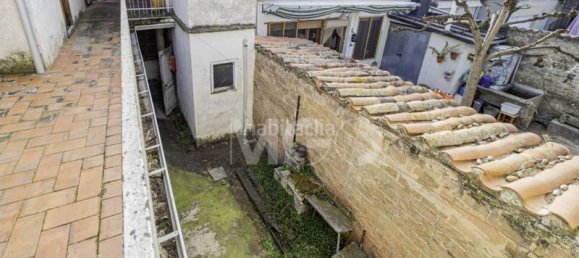 4 Schlafzimmer Haus in Torello, Spain, Nr. 75523 18