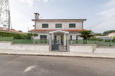 4 bedrooms House in Ronfe, Portugal No. 177324