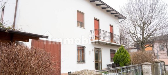 3 غرف نوم فيلا في Finale Emilia, Italy رقم 140282 28