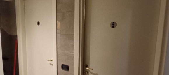 212m² Office in Como, Italy No. 100396 11