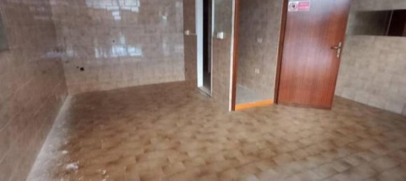 Дом с 5 комнатами в Гуальтьери, Италия № 108393 10