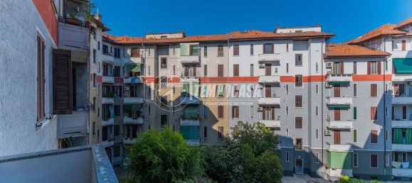 Квартира с 3 комнатами в Милан, Италия № 290594 18