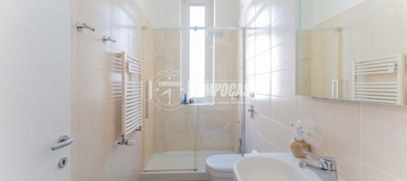 Квартира с 3 комнатами в Милан, Италия № 290594 11