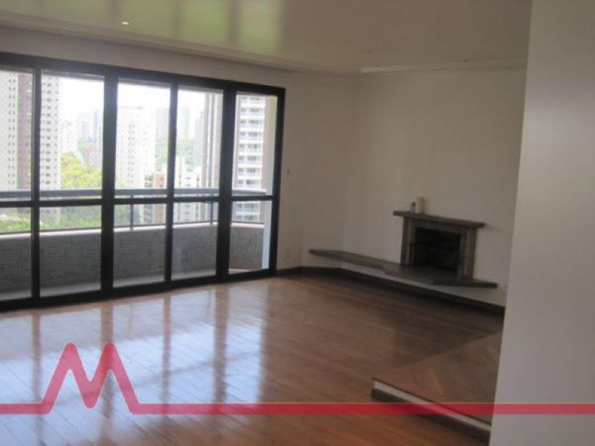 Apartamento de 4 dormitorios en Sao Paulo, Brazil No. 588622