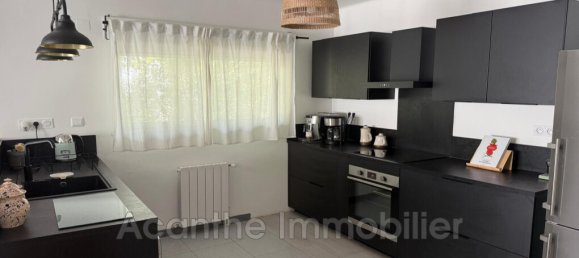 Casa de 4 dormitorios en Montpellier, France No. 325049 3