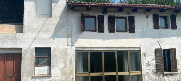 5 rooms House in Curtarolo, Italy No. 111790 10