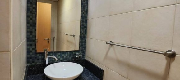 Apartamento de 1 dormitorio en Dubai, UAE No. 61118 12