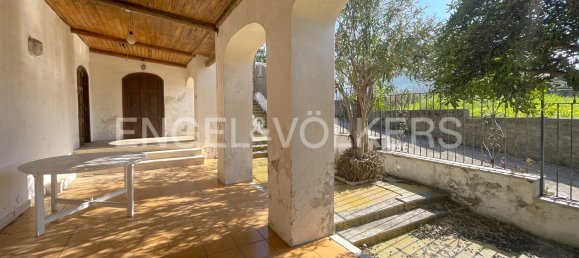 6 bedrooms Villa in Gaeta, Italy No. 105251 15