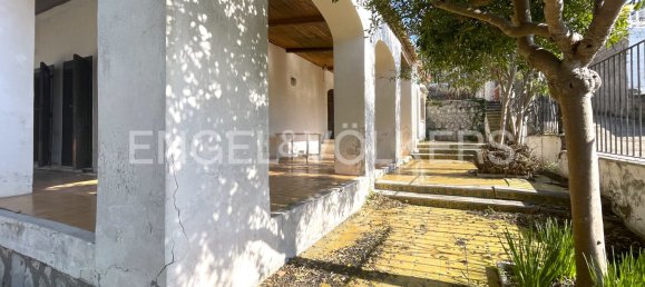 6 bedrooms Villa in Gaeta, Italy No. 105251 16