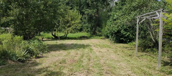  Land in Mareuil-sur-Ourcq, France No. 92690 2