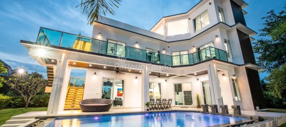 4 bedrooms Cafe / restaurant in Pattaya, Thailand No. 24844 3