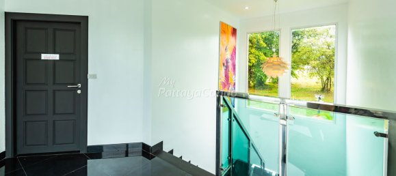 4 bedrooms Cafe / restaurant in Pattaya, Thailand No. 24844 11