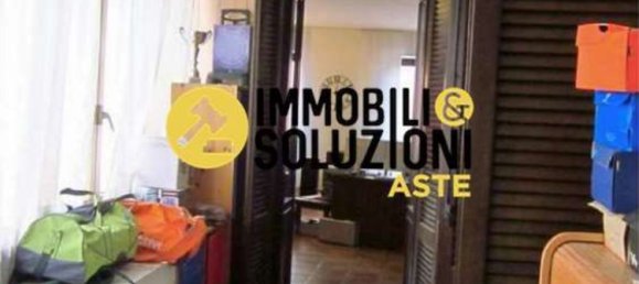 4 rooms Apartment in Vanzaghello, Italy No. 8182 16