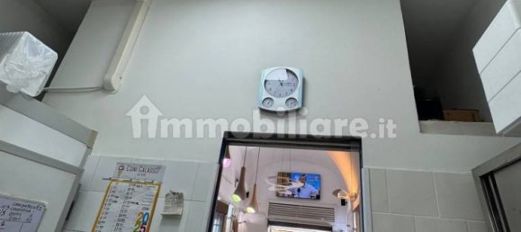 3-salle Propriété commerciale à Naples, Italy No. 315836 7