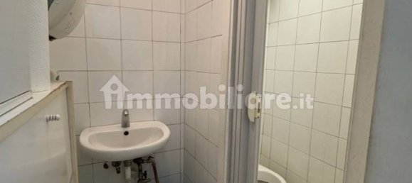 3-salle Propriété commerciale à Naples, Italy No. 315836 8