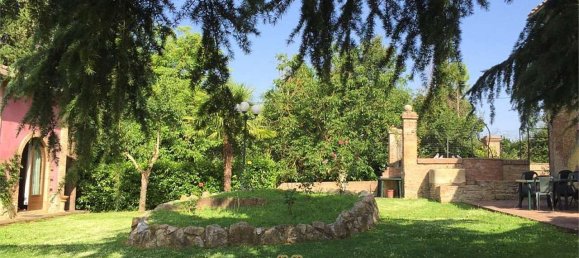 7 bedrooms Villa in Siena, Italy No. 196617 12