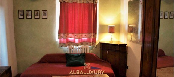 7 bedrooms Villa in Siena, Italy No. 196617 24