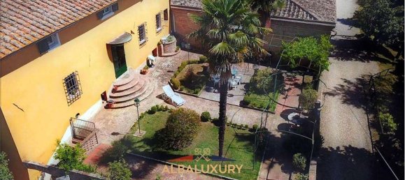 7 bedrooms Villa in Siena, Italy No. 196617 42